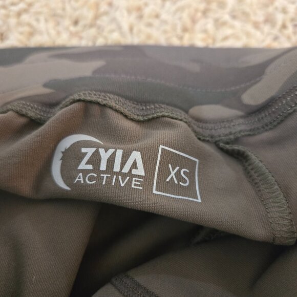 ZYIA ACTIVE Camo Women's Elastic Waist Jogger Pants With Pockets Size XS, NWT - Picture 3 of 6